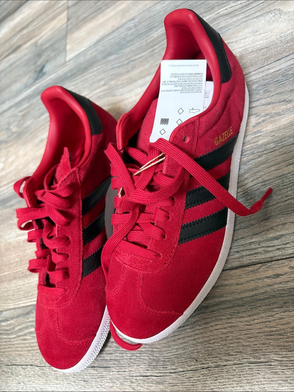 NWT Adidas Red and Black Gazelle Suede Sneakers M 7 F 8.5